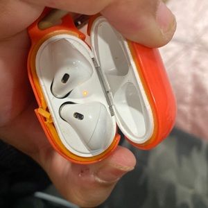 First generation apple AirPods without charger